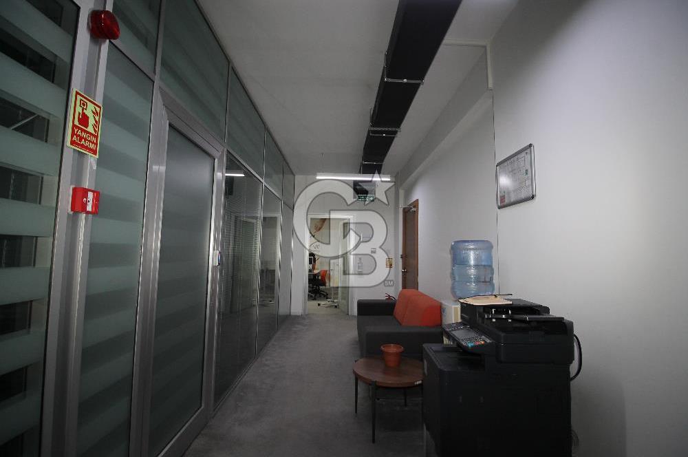 Mercedes Bulvarı Üzerinde Müstakil Girişli 230m² Güvenlikli Ofis