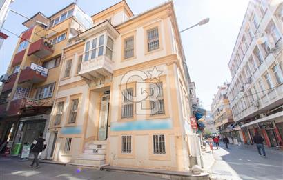 Kemeraltı Beyler Sokağında Satılık Tarihi Bina