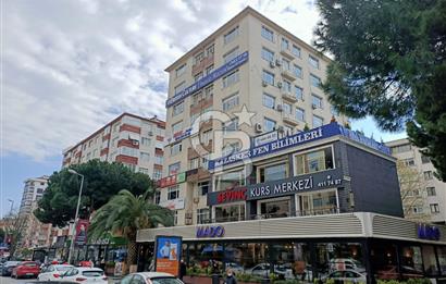 Erenköy Minibüs Caddesinde Tabela Değeri Yüksek Kiralık Ofis